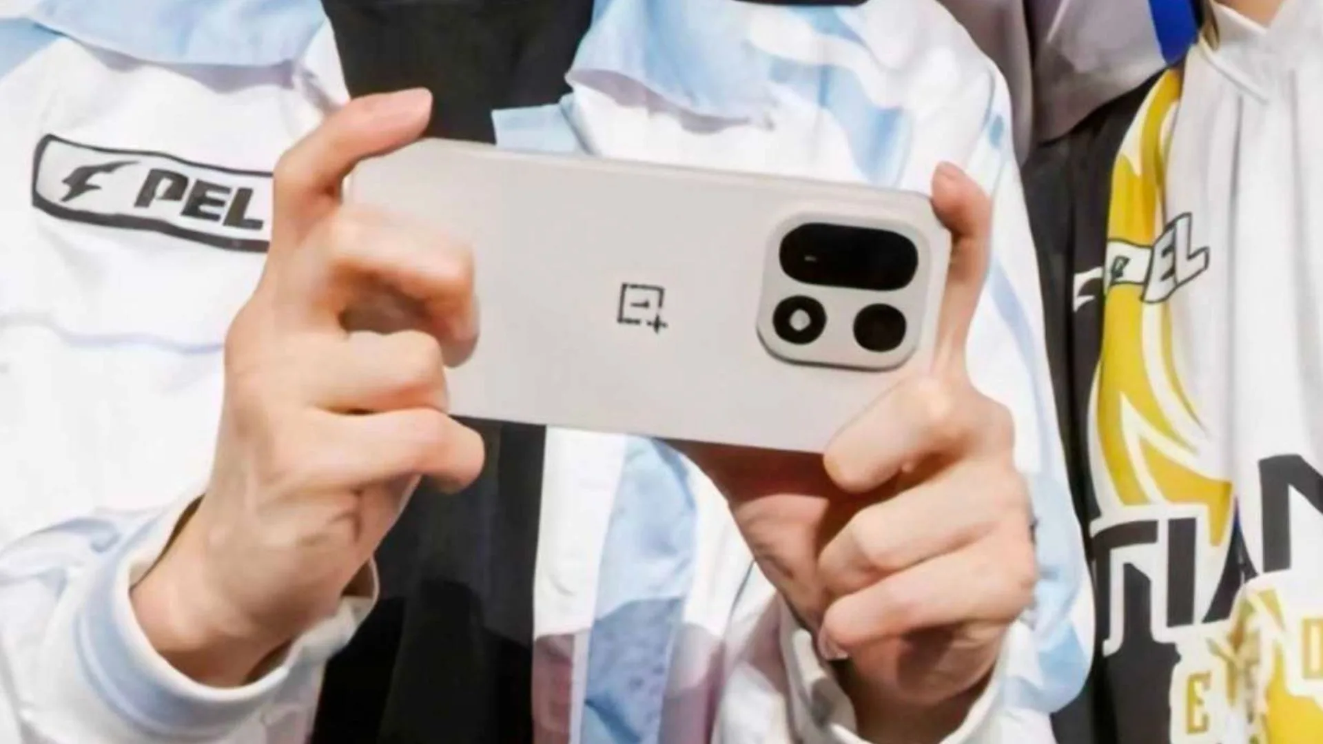 OnePlus 15 spotted in China